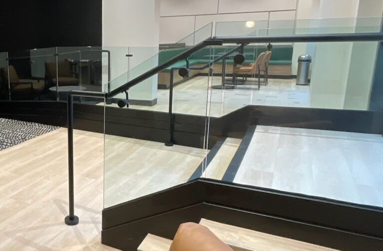 What are the safety rules for guardrails